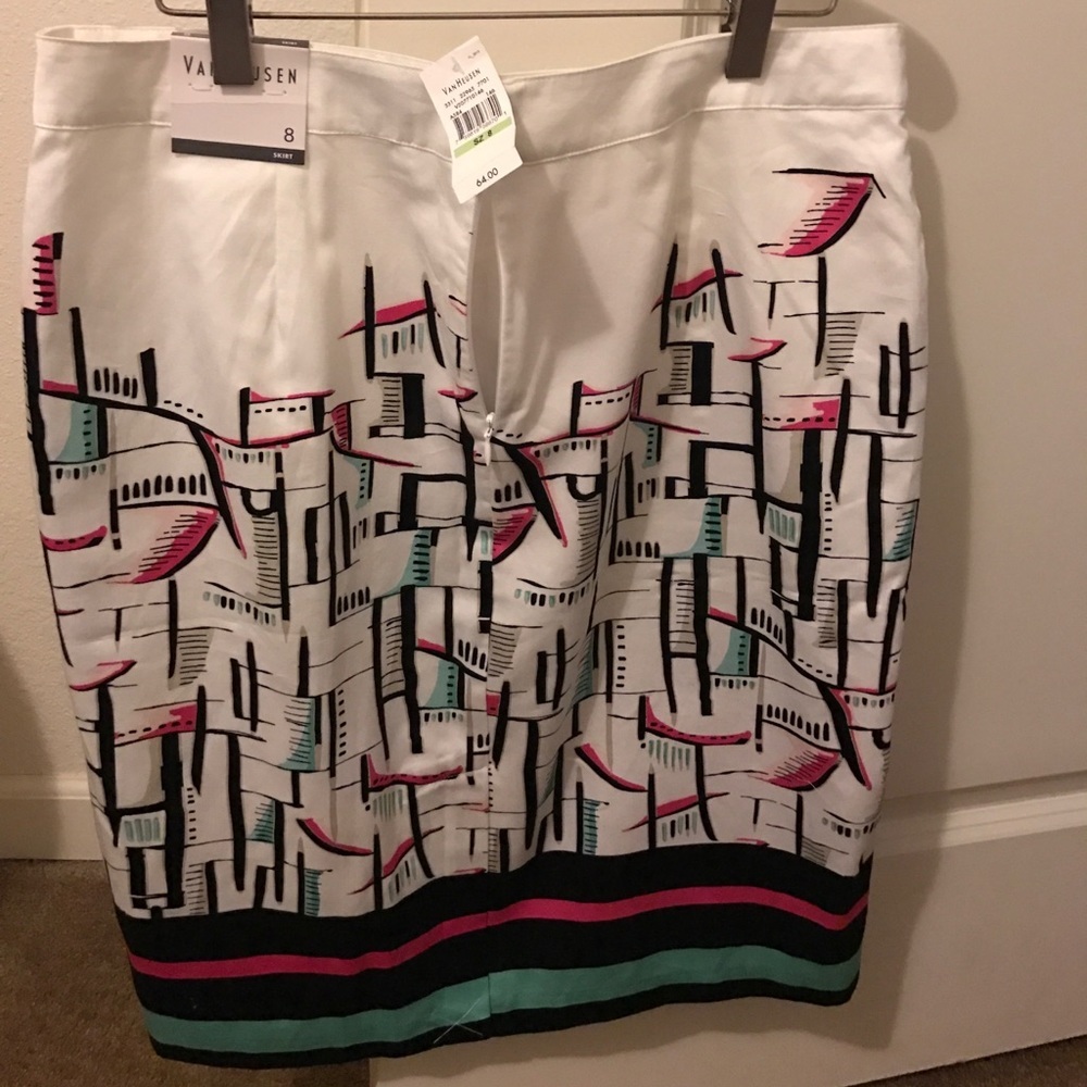 Skirt - Picture 3 of 6